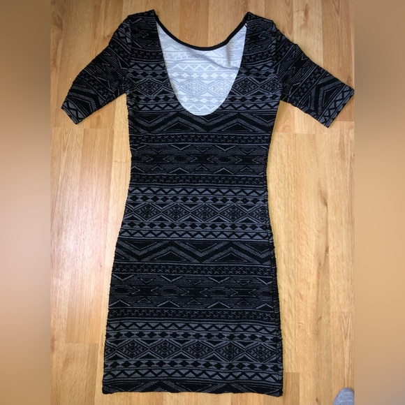 Bodycon dress - Picture 2 of 2